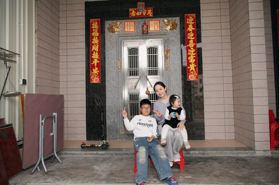 子どもたちと母親